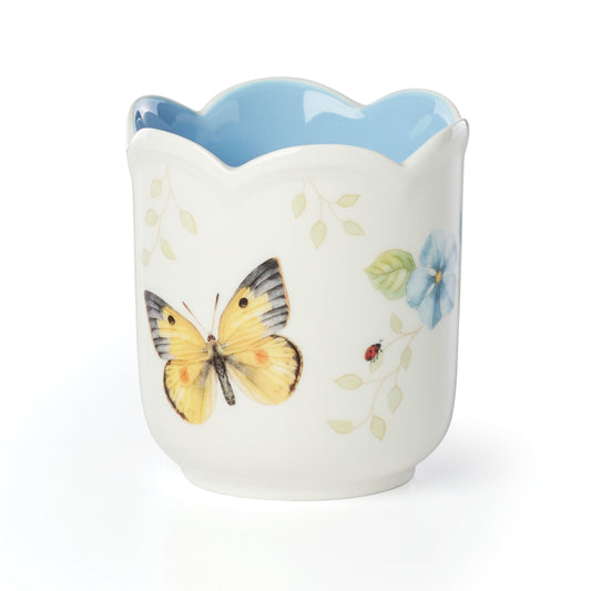 Butterfly Meadow Scalloped Blue Geranium Candle*
