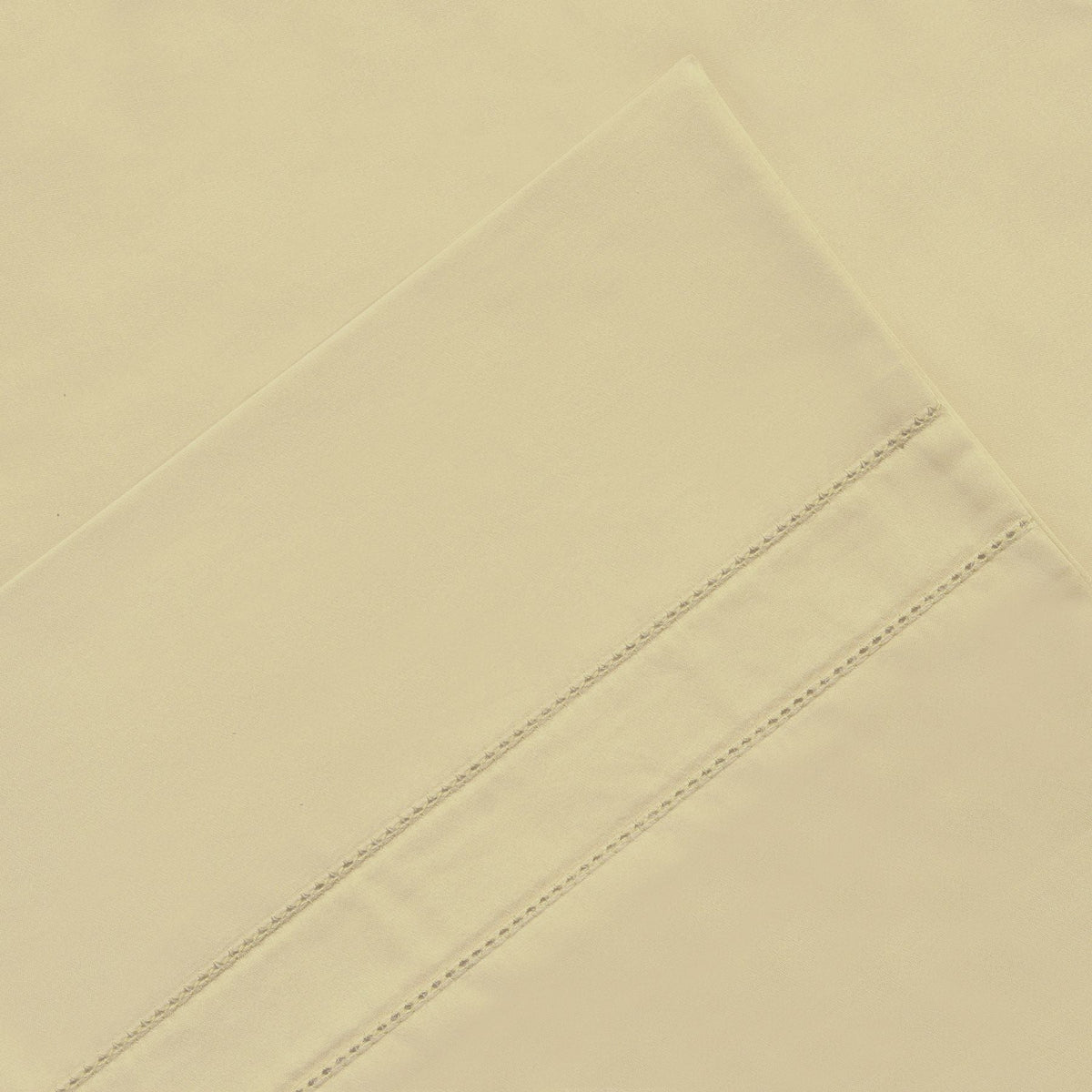 620 Thread Count Solid Luxury Pillowcases