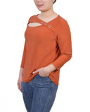 3/4 Sleeve Cutout Top 2